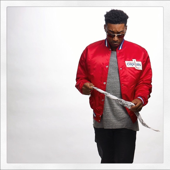 Washington Capitals vintage Starter jacket - Picture 3 of 7